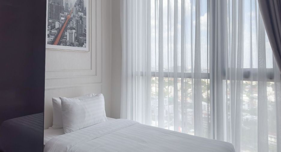 For rent 2 ベッドルーム condo in Watthana, Bangkok