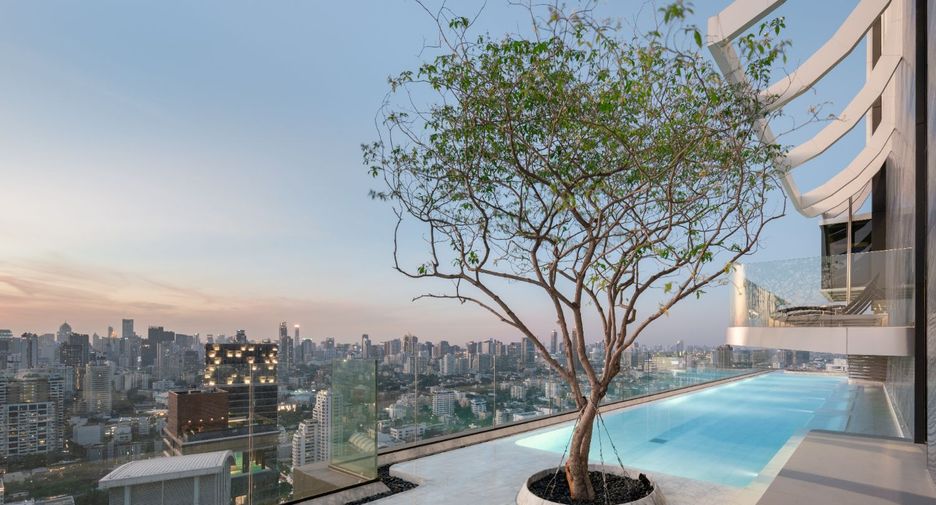 For rent 2 ベッドルーム condo in Watthana, Bangkok