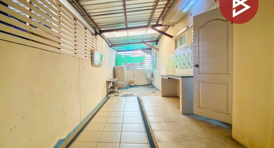 Casa en venta de 4 habitaciones en Mueang Samut Sakhon, Samut Sakhon