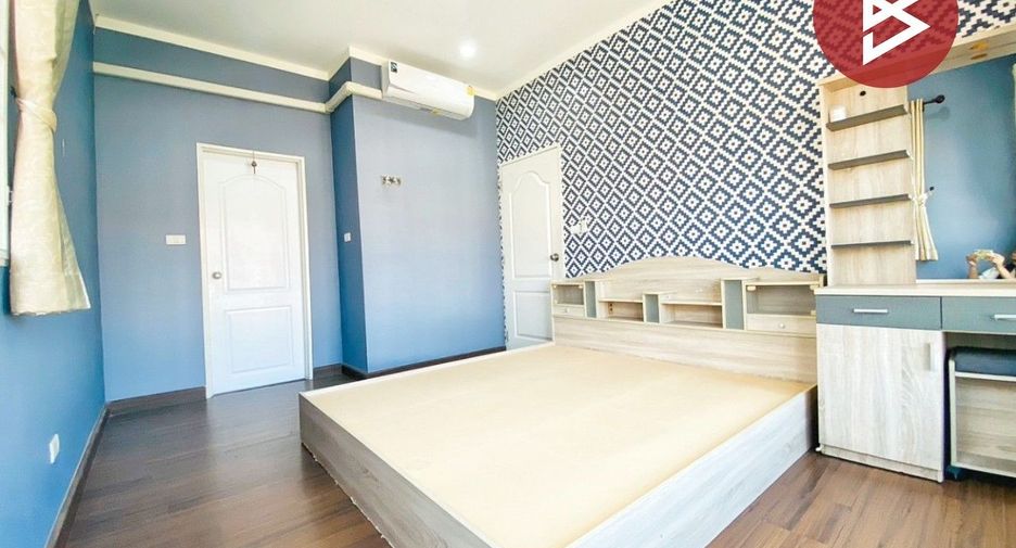 Casa en venta de 4 habitaciones en Mueang Samut Sakhon, Samut Sakhon
