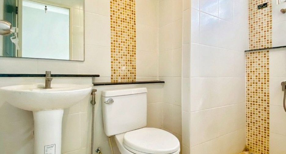 Casa en venta de 4 habitaciones en Mueang Samut Sakhon, Samut Sakhon