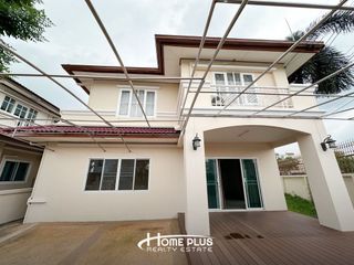 For sale 3 bedrooms house in Saphan Sung, Bangkok