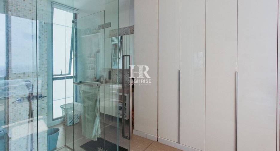 For sale 2 ベッドルーム condo in Bang Lamung, Chonburi