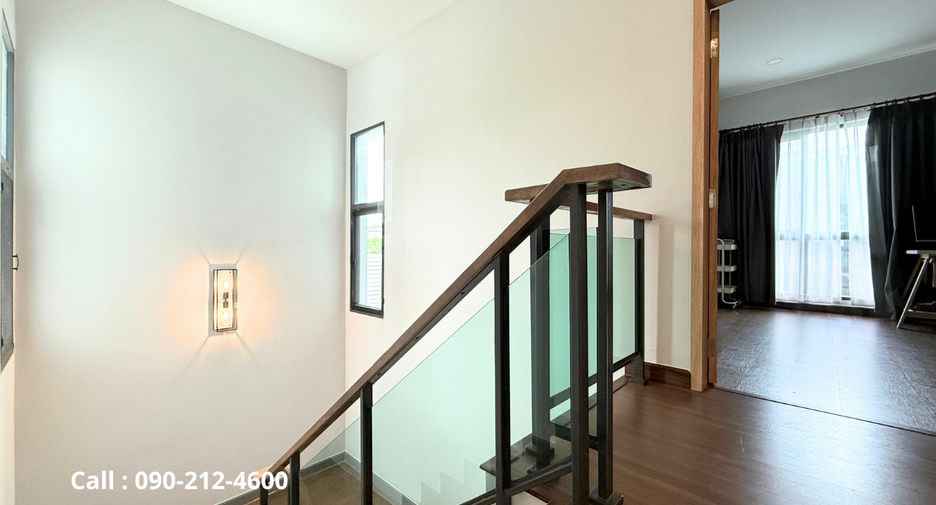Haus zur Miete mit 4 Zimmer in Prawet, Bangkok