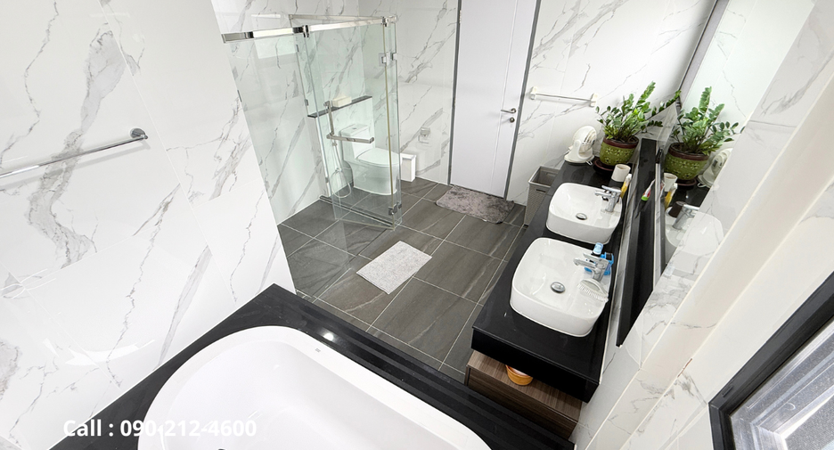 Haus zur Miete mit 4 Zimmer in Prawet, Bangkok