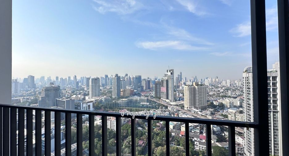 ขาย 2 ห้องนอน คอนโด ใน คลองเตย, กรุงเทพฯ