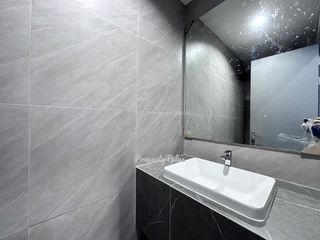 Продажа 2 спальни кондо в Кхлонг Тоеи, Бангкок
