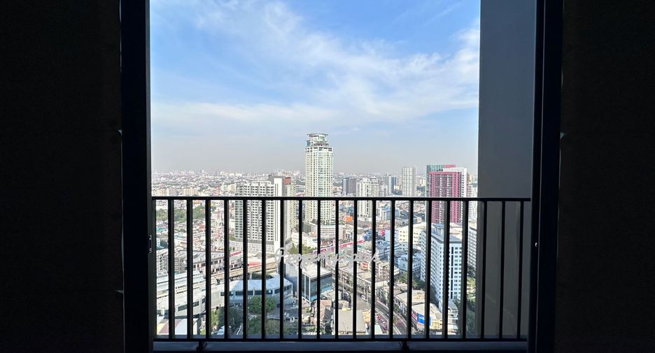 À vendre 2 chambres condo à Khlong Toei, Bangkok