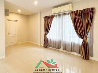 À vendre 4 chambres maison à Phra Samut Chedi, Samut Prakan