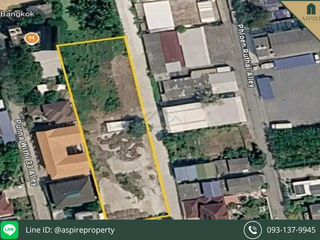 For sale land in Phra Khanong, Bangkok