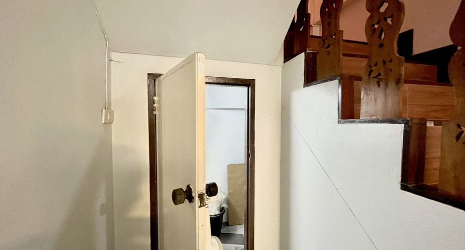 Casa adosada en venta de 3 habitaciones en Mueang Nonthaburi, Nonthaburi