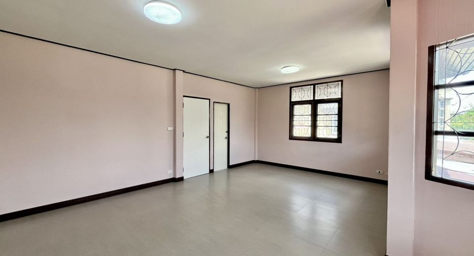 Casa adosada en venta de 3 habitaciones en Mueang Nonthaburi, Nonthaburi