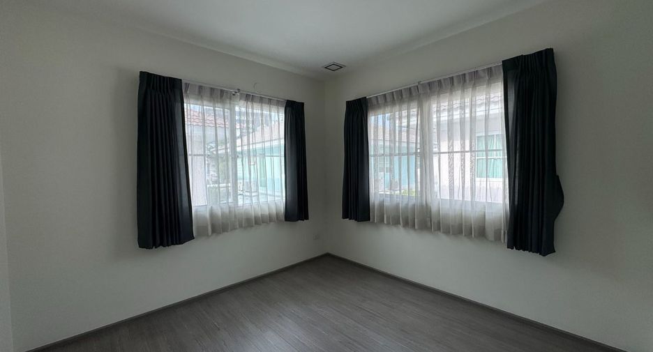 For rent 3 bedrooms house in Bang Phli, Samut Prakan