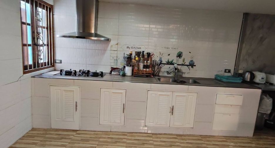 For rent 3 bedrooms house in Bueng Kum, Bangkok