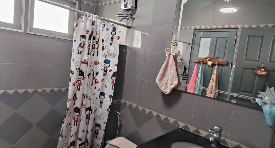 For rent 3 bedrooms house in Bueng Kum, Bangkok