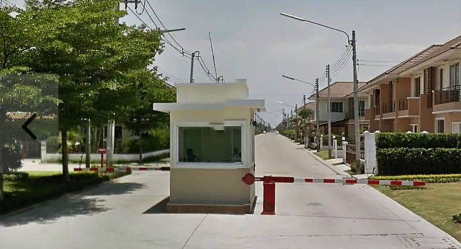 出售 5 卧室 联排别墅 在 Phutthamonthon, Nakhon Pathom