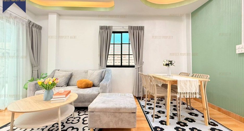 For sale 4 bedrooms townhouse in Nong Chok, Bangkok
