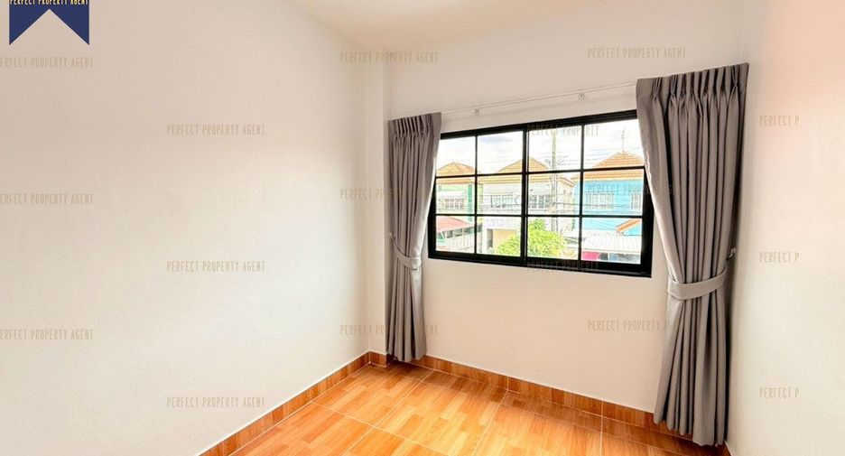 For sale 4 bedrooms townhouse in Nong Chok, Bangkok