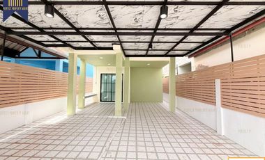 For sale 4 bedrooms townhouse in Nong Chok, Bangkok