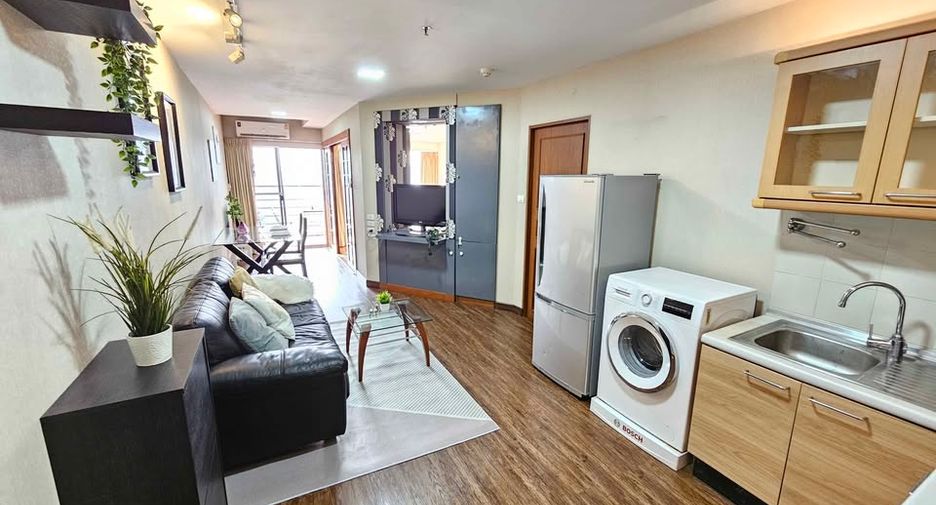 For rent 1 bed condo in Khlong Toei, Bangkok