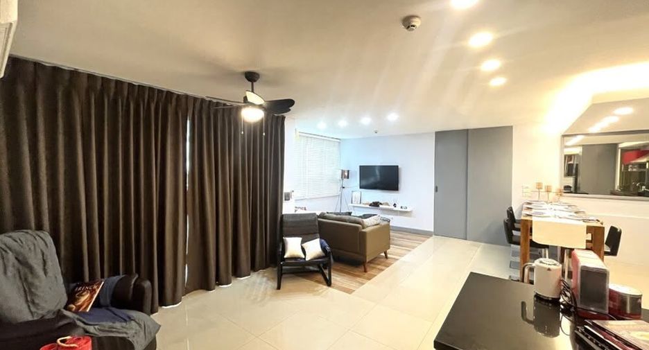ให้เช่า 3 ห้องนอน คอนโด ใน วัฒนา, กรุงเทพฯ