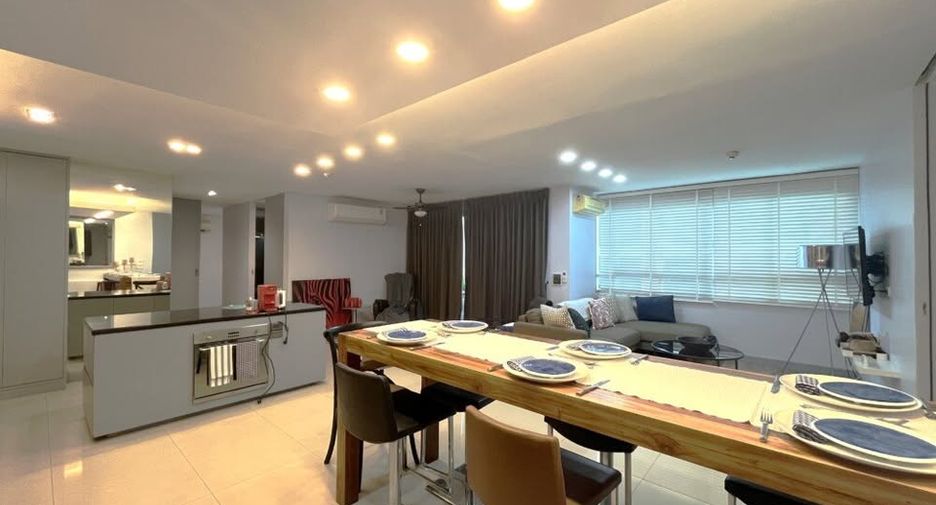 ให้เช่า 3 ห้องนอน คอนโด ใน วัฒนา, กรุงเทพฯ