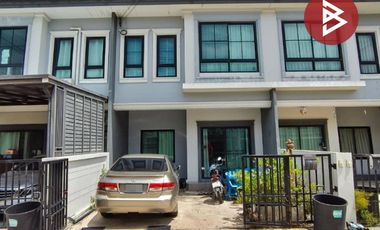 出售 4 卧室 联排别墅 在 Bang Pakong, Chachoengsao