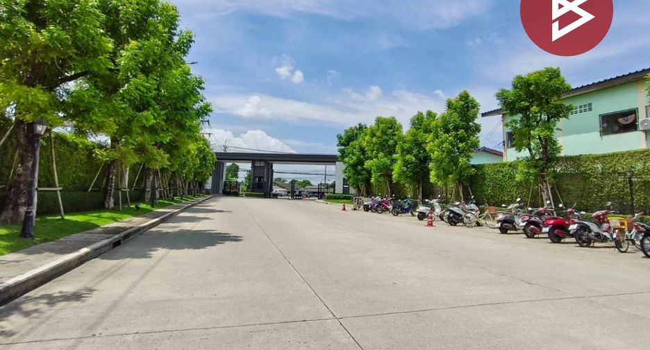 出售 4 卧室 联排别墅 在 Bang Pakong, Chachoengsao