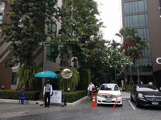 For sale 1 bed condo in Mueang Samut Prakan, Samut Prakan