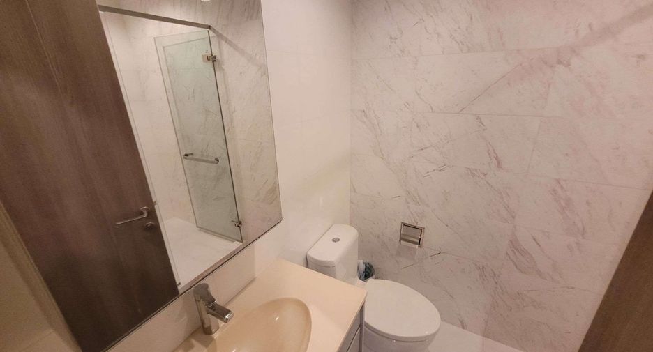 For rent そして for sale 2 ベッドルーム condo in Watthana, Bangkok