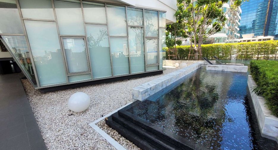 For rent そして for sale 2 ベッドルーム condo in Watthana, Bangkok