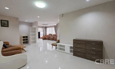 For sale 4 bedrooms house in Prawet, Bangkok