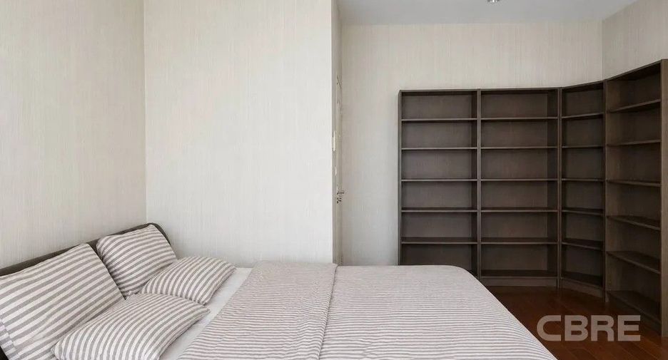 For sale 4 bedrooms house in Prawet, Bangkok