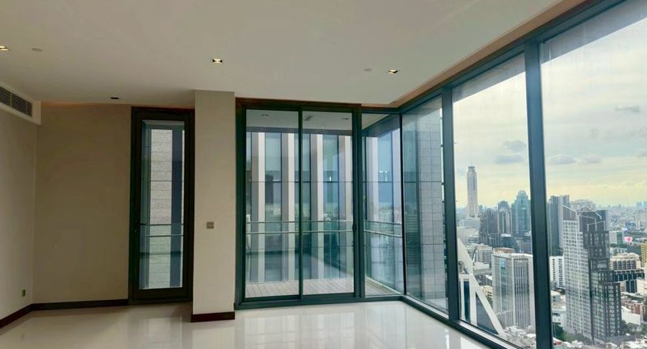 À vendre 3 chambres condo à Khlong Toei, Bangkok