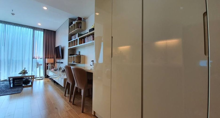 Condo en alquiler de 1 habitaciones en Yan Nawa, Bangkok