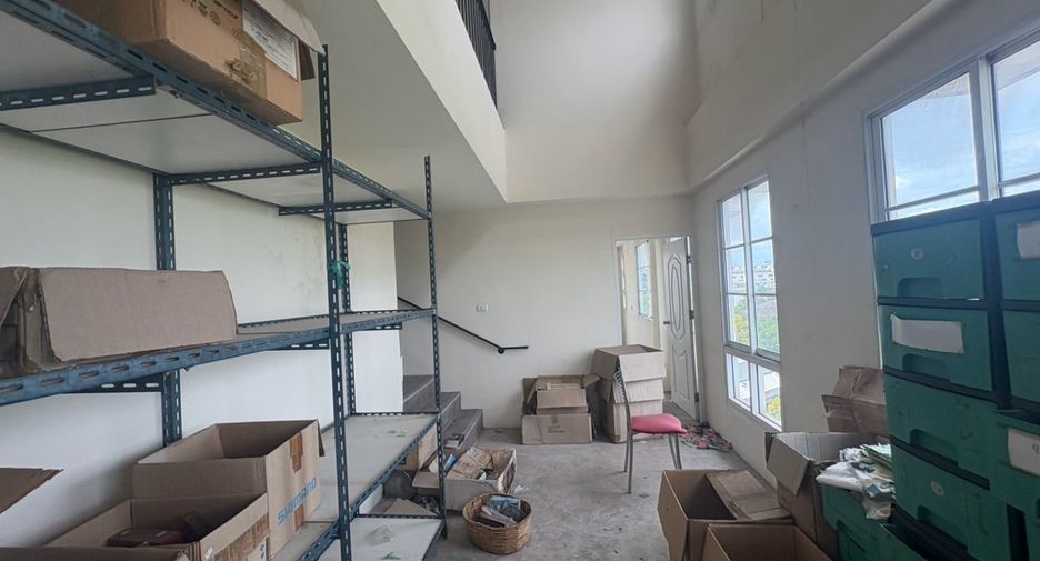 À vendre 5 chambres maison de ville à Bang Kruai, Nonthaburi