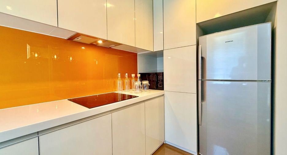 Casa adosada en venta de 3 habitaciones en Bang Kho Laem, Bangkok