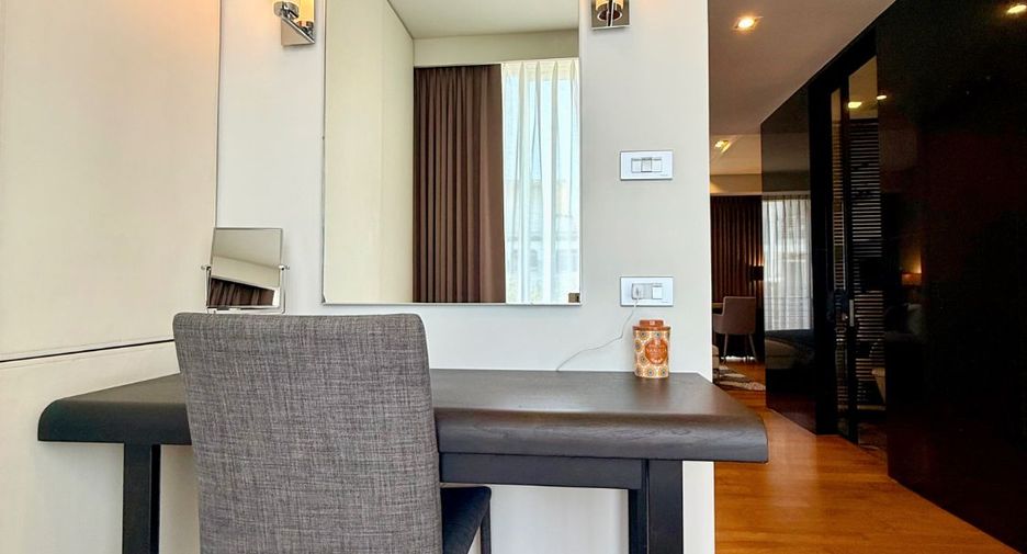 Casa adosada en venta de 3 habitaciones en Bang Kho Laem, Bangkok
