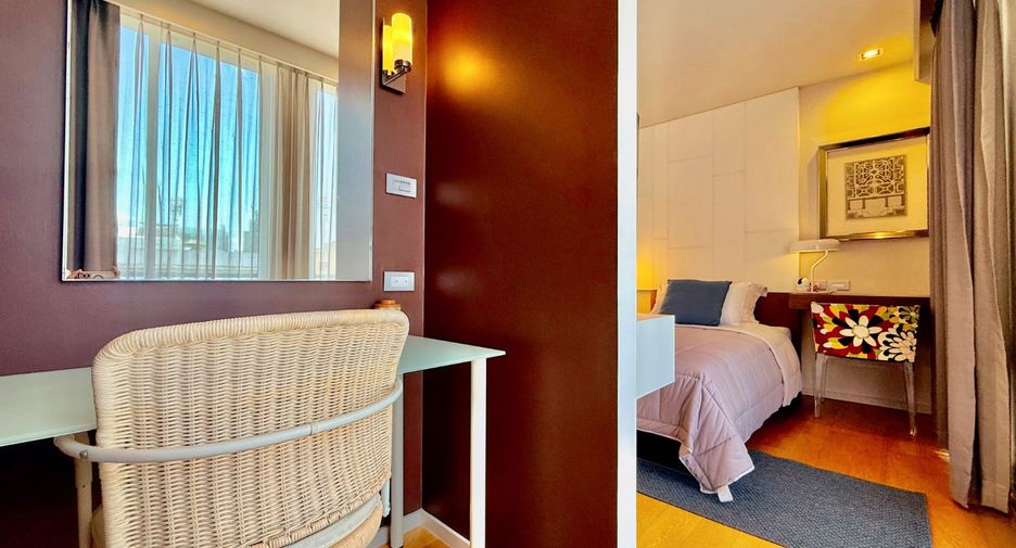 Casa adosada en venta de 3 habitaciones en Bang Kho Laem, Bangkok