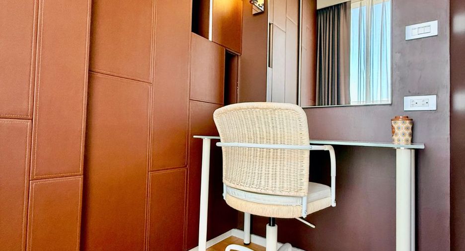 Casa adosada en venta de 3 habitaciones en Bang Kho Laem, Bangkok