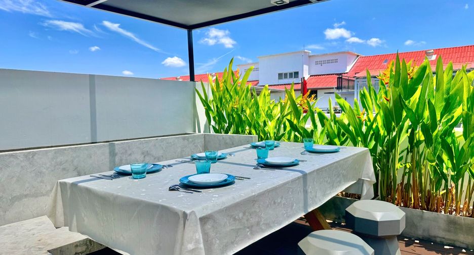 Casa adosada en venta de 3 habitaciones en Bang Kho Laem, Bangkok