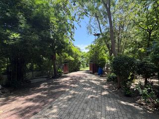 Terreno en venta en Sai Noi, Nonthaburi