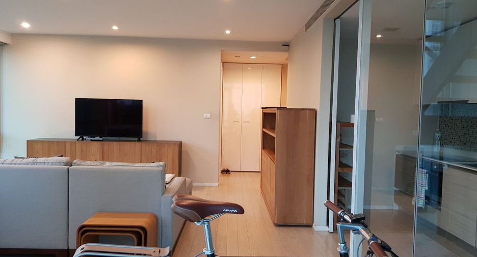 For rent そして for sale 3 ベッドルーム condo in Watthana, Bangkok