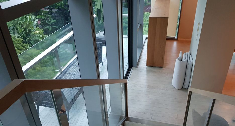 For rent そして for sale 3 ベッドルーム condo in Watthana, Bangkok