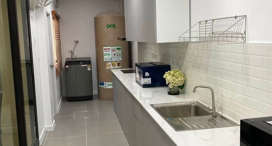 出租 4 卧室 独立屋 在 Mueang Chiang Mai, Chiang Mai