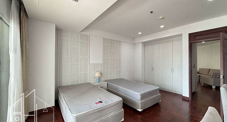Apartamento en alquiler de 2 habitaciones en Khlong Toei, Bangkok