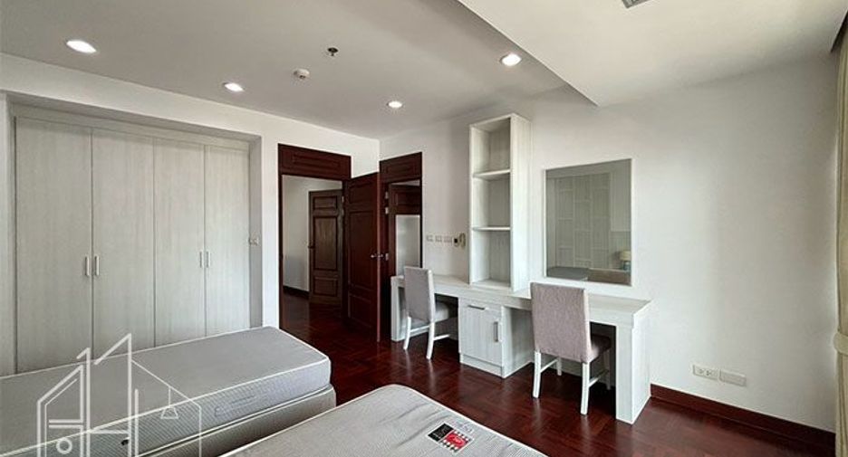 Apartamento en alquiler de 2 habitaciones en Khlong Toei, Bangkok
