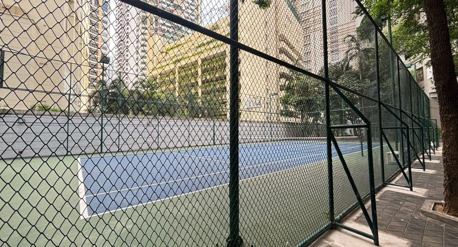 Apartamento en alquiler de 2 habitaciones en Khlong Toei, Bangkok