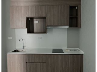Продажа 1 кровать кондо в Банг Пхлат, Бангкок