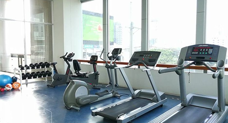 For rent 2 bedrooms condo in Watthana, Bangkok